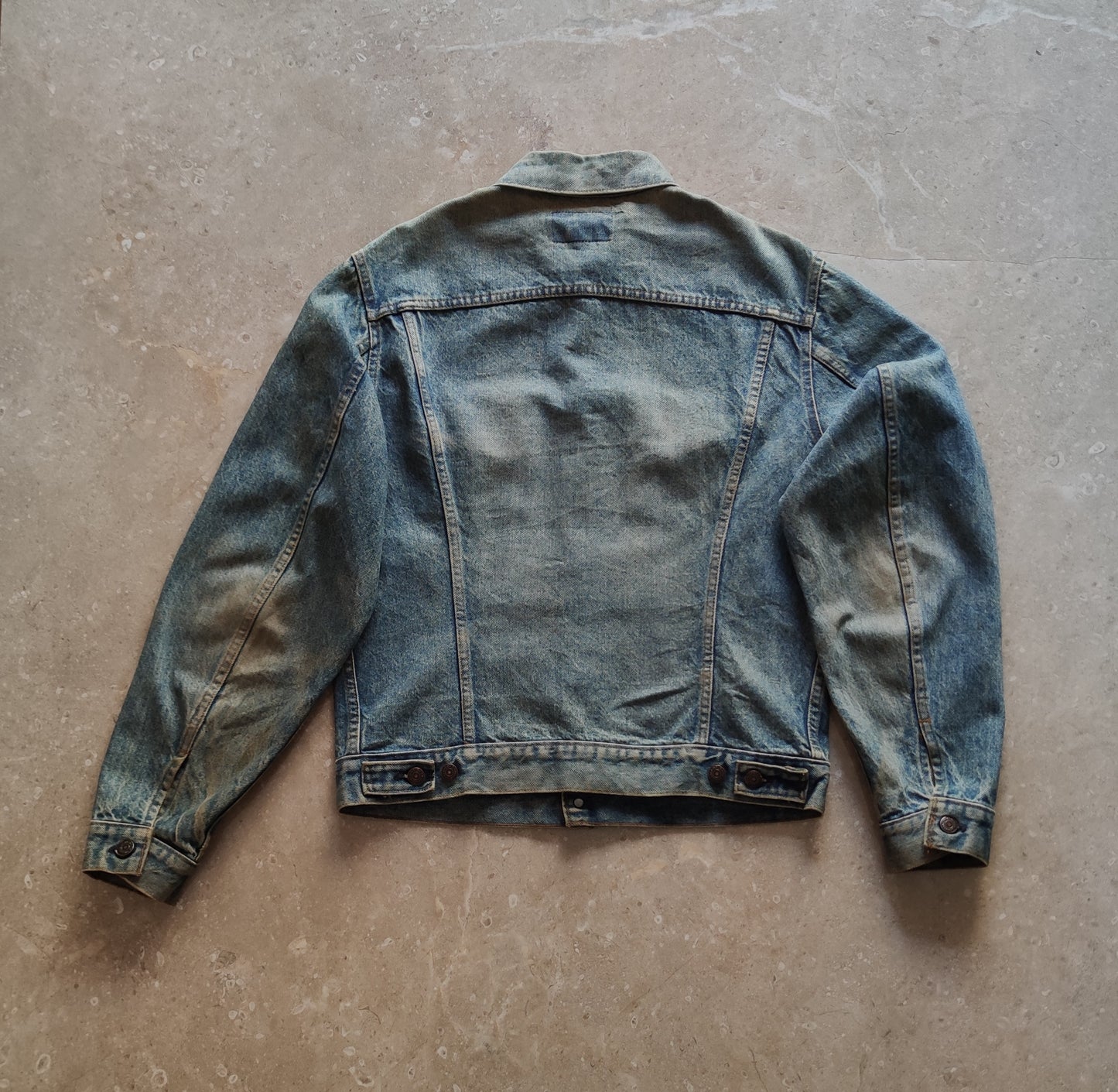 06 Levi's 80s Faded Denim Jacket 71506 - L