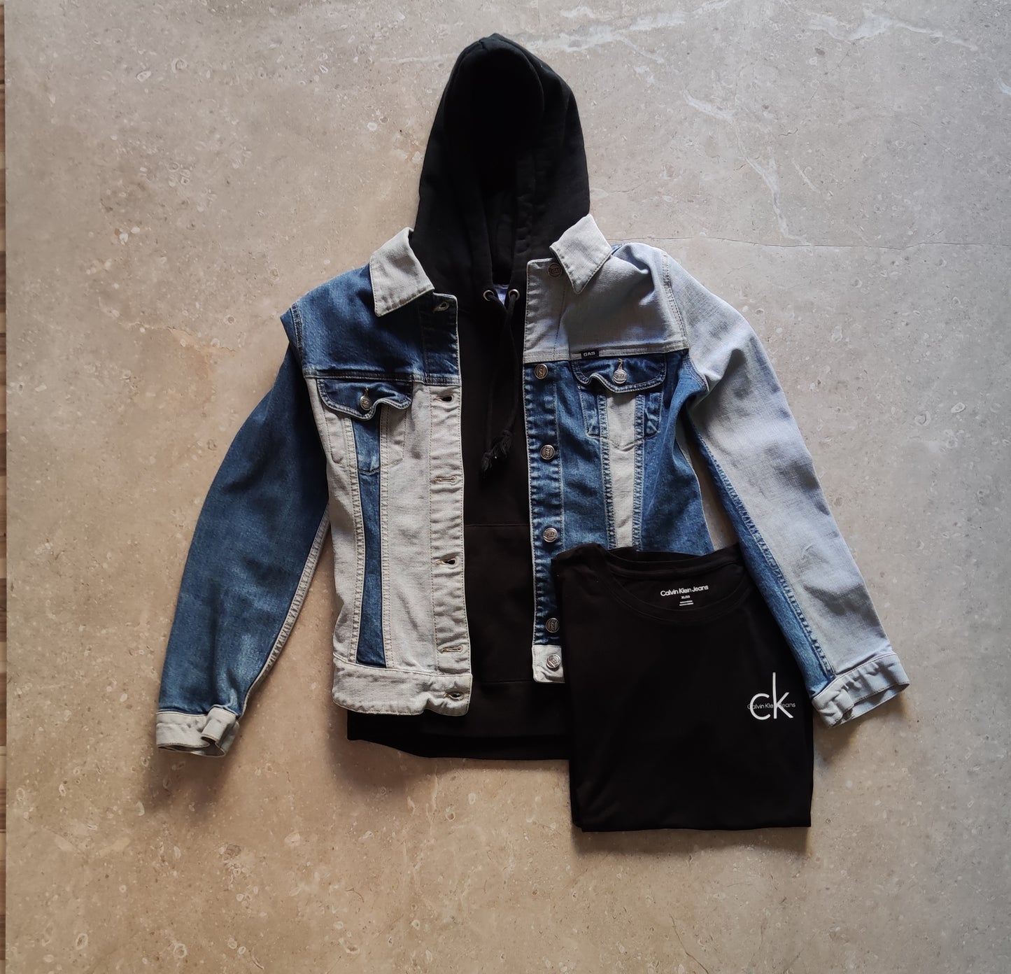 W - Urban Outfit 3 Items