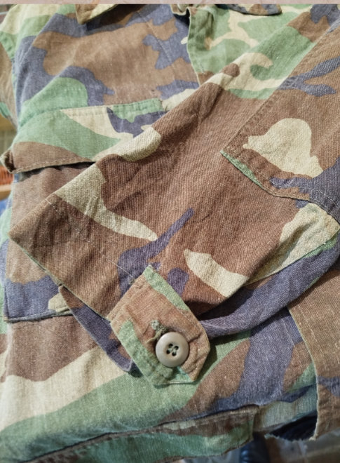 U.S. Army M-81 Woodland Shirt- S
