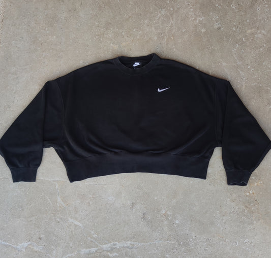 Nike Oversized Black Crop Sweatshirt