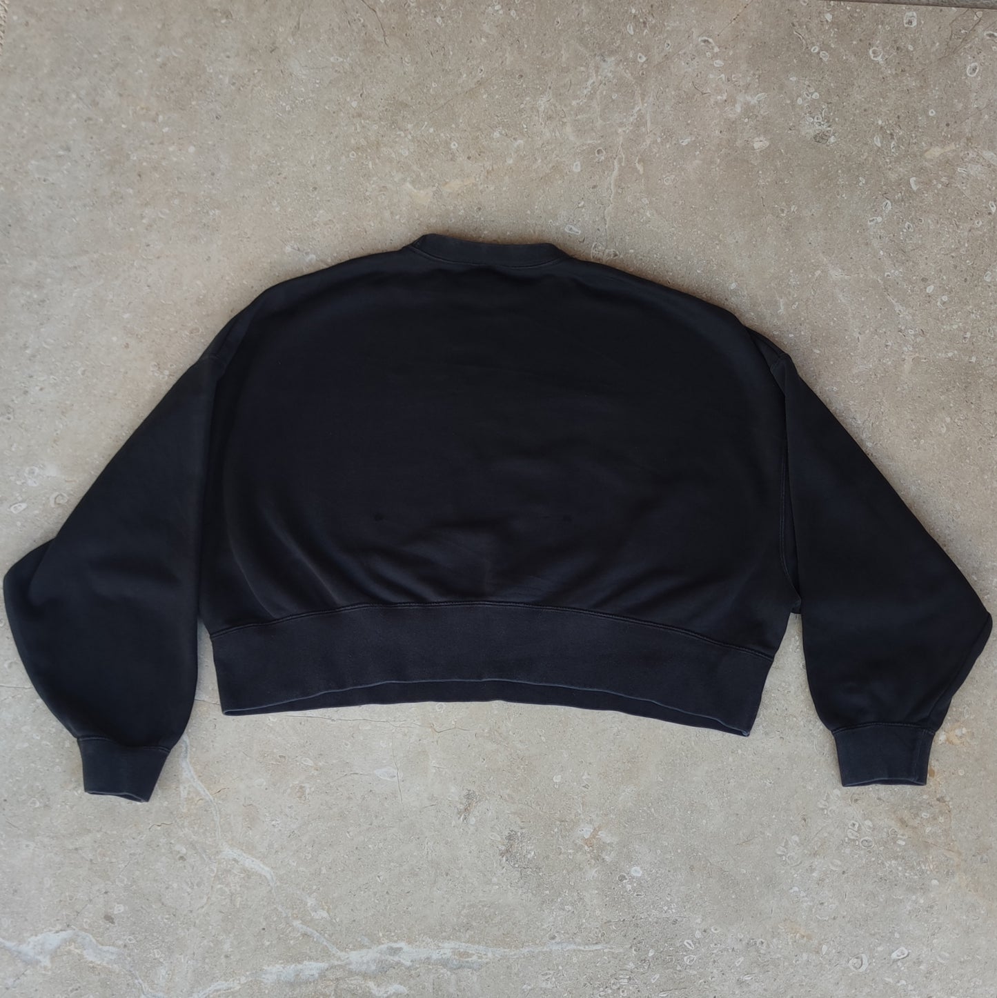 Nike Oversized Black Crop Sweatshirt