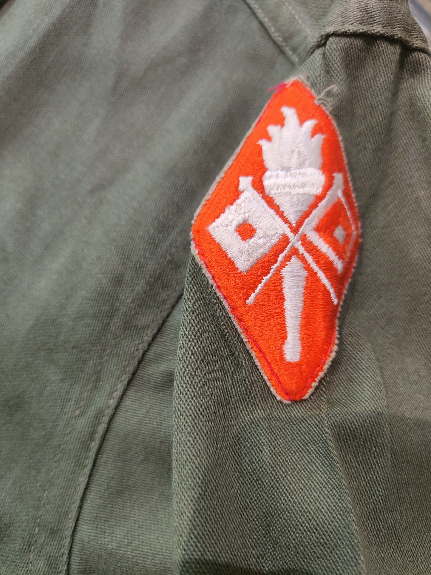 U.S. Army OG-107 Fatigue Shirt- M